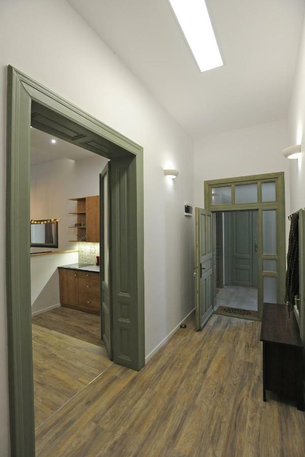 M37 Apartman Debrecen Ngoại thất bức ảnh