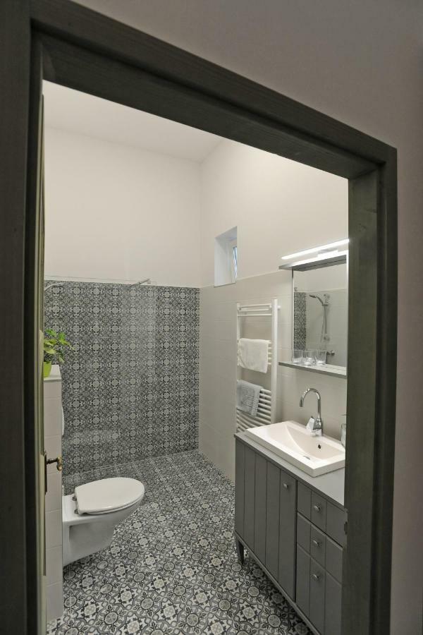 M37 Apartman Debrecen Ngoại thất bức ảnh