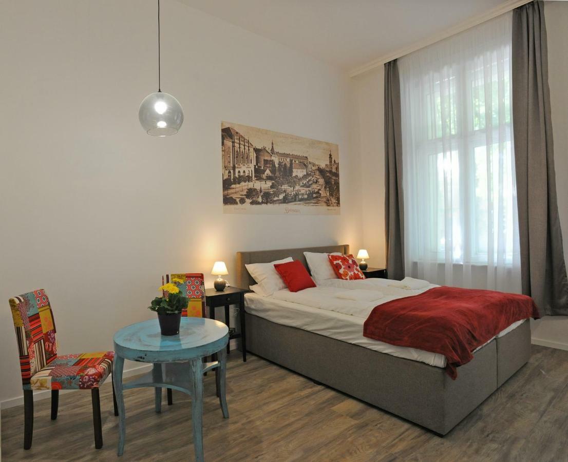M37 Apartman Debrecen Ngoại thất bức ảnh